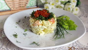 Рецепт Картофельного салата с красной рыбой и икрой