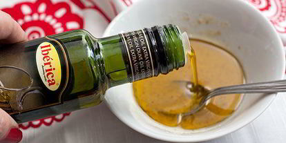 Шаг 6: картофельного салата с красным луком