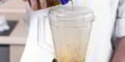 Шаг 4: картофельного салата с креветками