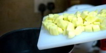 Шаг 1: картофельного салата с курочкой