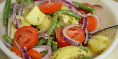 Шаг 3: картофельного салата с зеленой фасолью и томатами