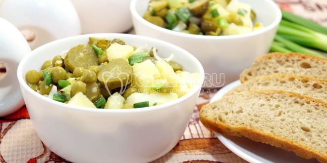 Рецепт картофельного салата с зеленым горошком