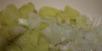 Шаг 3: картофельного салата с жареной тилапией