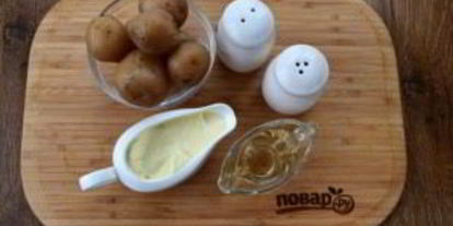 Шаг 2: пряного картофельного салата с курицей