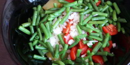 Шаг 7: салата из картофеля, фасоли и тунца