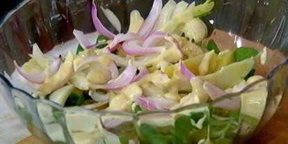 Шаг 6: салата с картофелем, фенхелем и копченой семгой