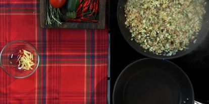 Шаг 1: теплого картофельного салата с орехами