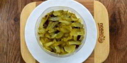 Шаг 5: крабового салата с черносливом