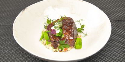 Шаг 20: говяжьего языка с оливье