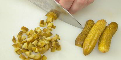 Шаг 5: говяжьего языка с оливье