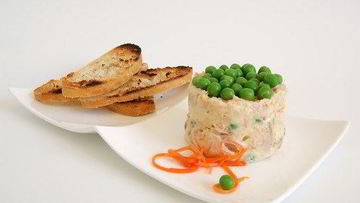 Рецепт Оливье с горчичной заправкой