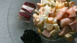 Рецепт Оливье с креветками и каперсами