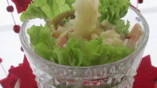 Рецепт Оливье с окороком и грушей