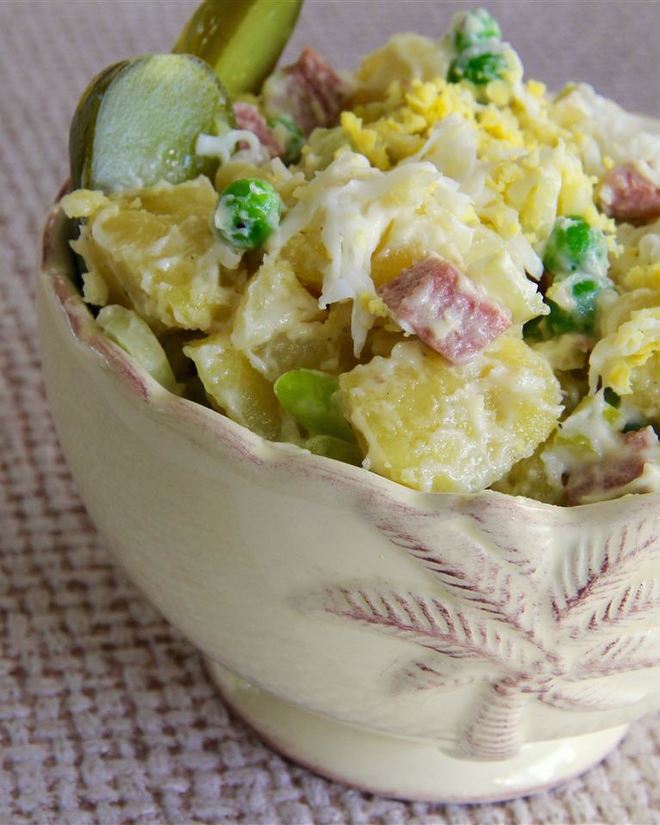 Рецепт оливье с сосисками