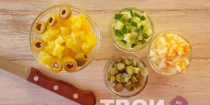 Шаг 4: оливье с языком