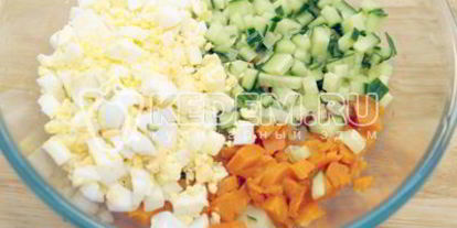 Шаг 1: салата новогоднего оливье