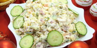 Шаг 5: салата новогоднего оливье