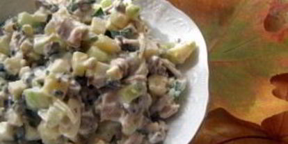 Шаг 7: салата оливье с грибами