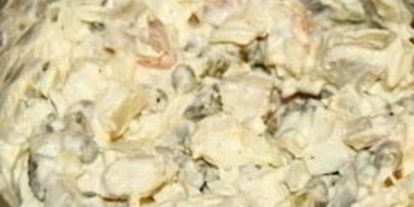 Шаг 6: салата оливье с икрой