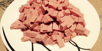 Шаг 2: салата оливье советский