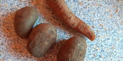 Шаг 1: салата оливье в майонезном блинчике