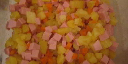 Шаг 2: салата-желе оливье