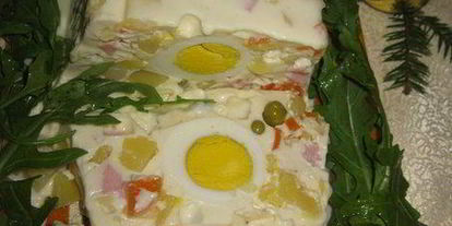 Шаг 8: салата-желе оливье