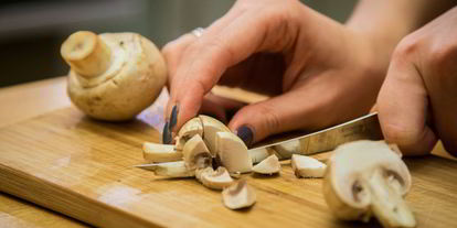 Шаг 2: сыроедного оливье