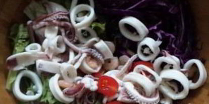 Шаг 4: салата из морепродуктов и овощей