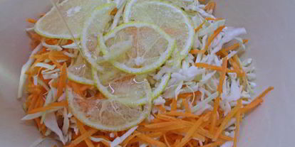 Шаг 5: салата из моркови, капусты и яблока