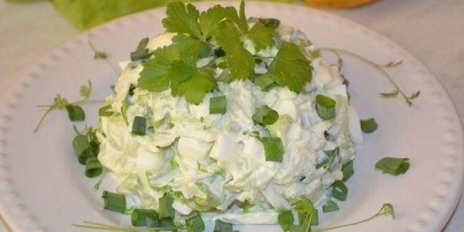 Рецепт салата из редьки с яйцом