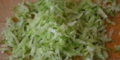 Шаг 2: салата из редьки с яйцом