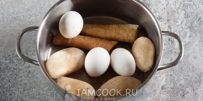 Шаг 8: салата лесная полянка с шампиньонами