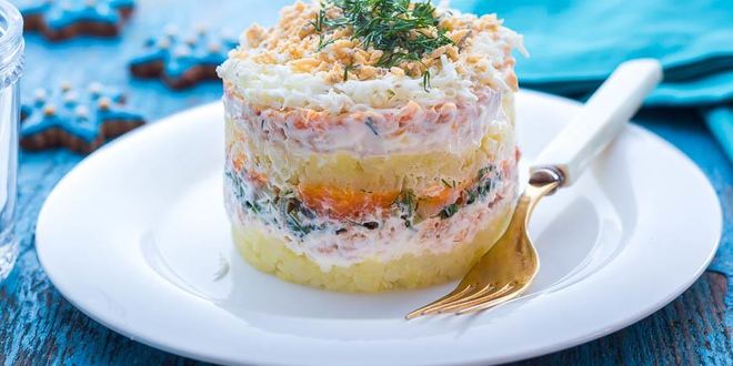 Рецепт салата мимоза с консервированной рыбой