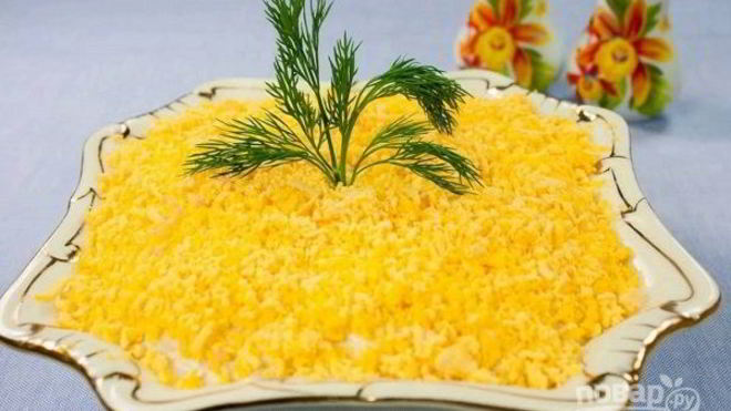 Рецепт Салата Мимоза с крабовыми палочками и сыром