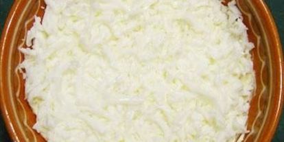 Шаг 5: салата мимоза с плавленым сыром