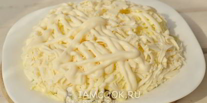 Шаг 9: салата мимоза с сардиной