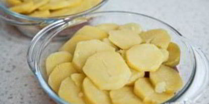 Шаг 5: картошки пода шубоя в духовке со свининого