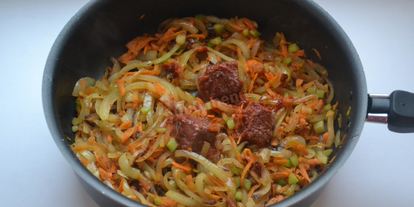 Шаг 2: минтая под шубой