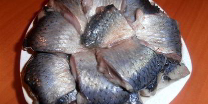 Шаг 1: салата сельди под шубой