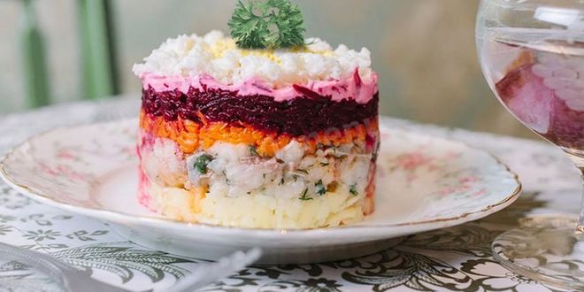 Рецепт Сельди под шубой с яйцом классическая