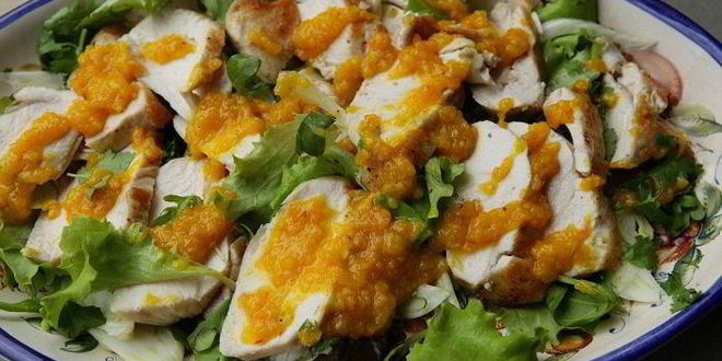 Рецепт салата с курицей, фенхелем и кинзой