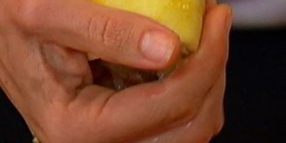 Шаг 7: салата с курицей, фенхелем и кинзой