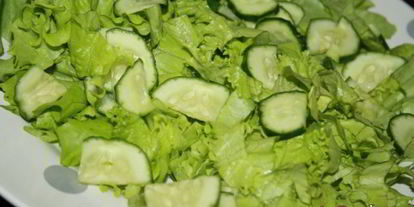 Шаг 1: салата с лососем горячего копчения