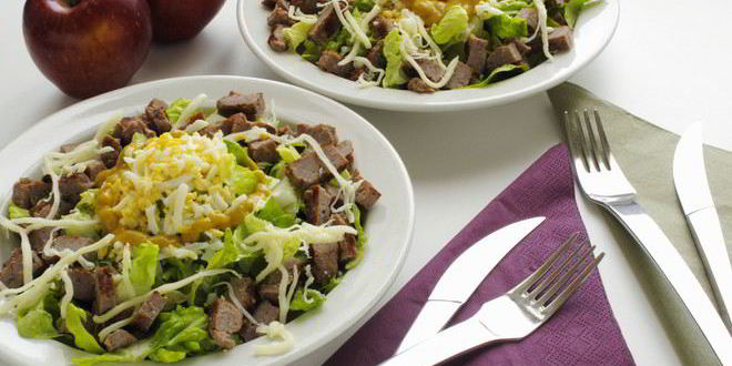 Рецепт салата с яблоками и сыром