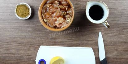 Шаг 3: салата цезарь классический с курицей