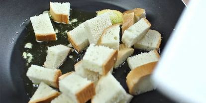 Шаг 6: салата цезарь классический с курицей