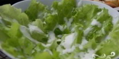 Шаг 6: салата цезарь с перцем