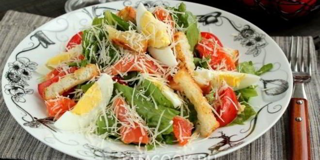 Рецепт салата цезарь с семгой