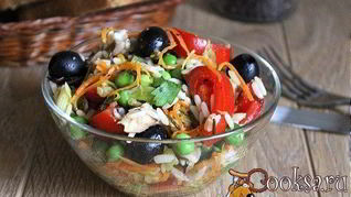 Рецепт Теплого салата из риса Актавика mix и копченой рыбы